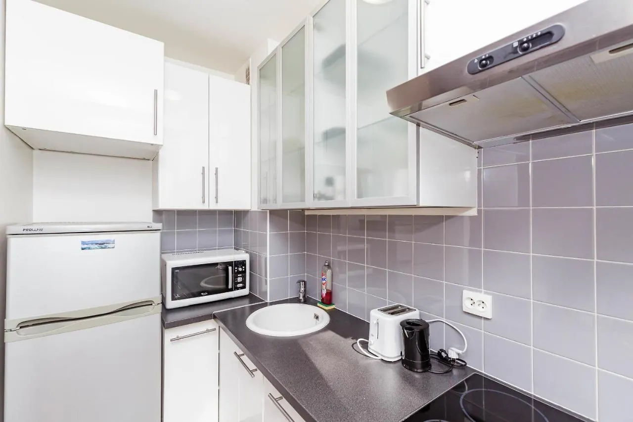 A Cosy Nest With A Balcony Near The Seine Apartment Paris France