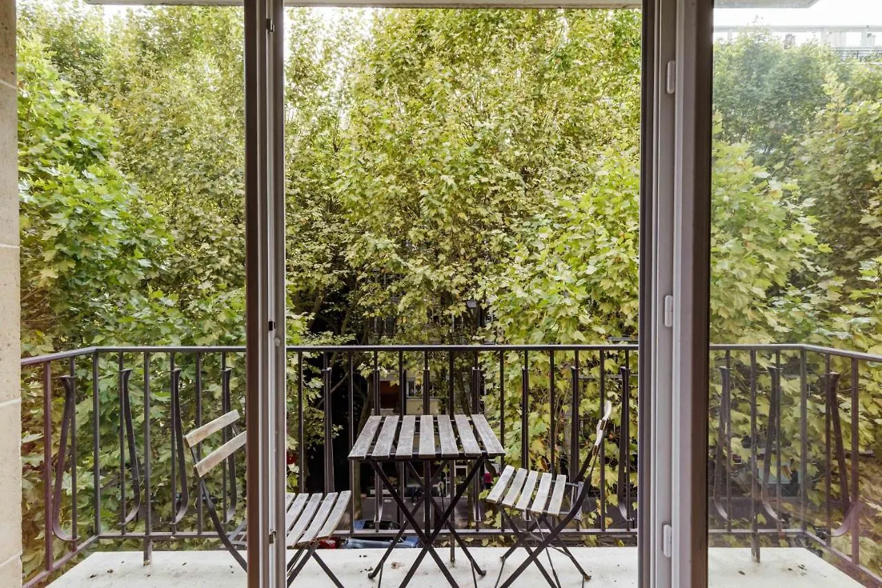 A Cosy Nest With A Balcony Near The Seine Apartment Paris 0*,  France